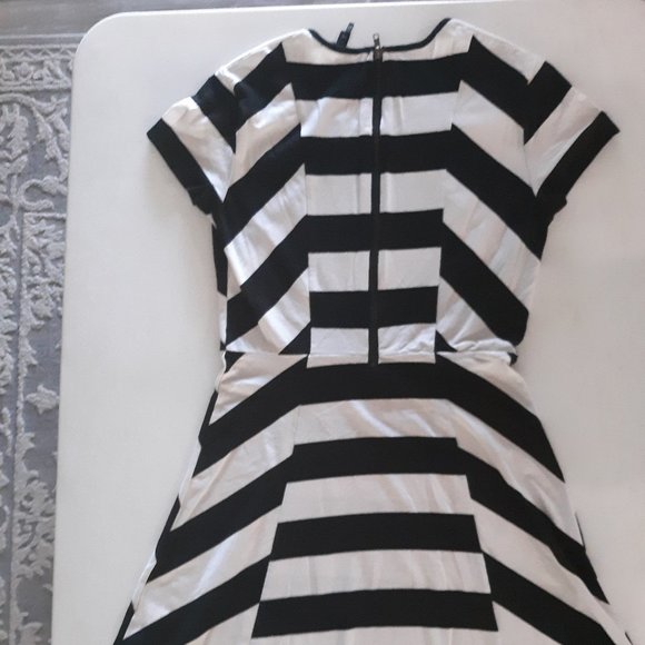 Buffalo Black and White Striped dress - Picture 2 of 3